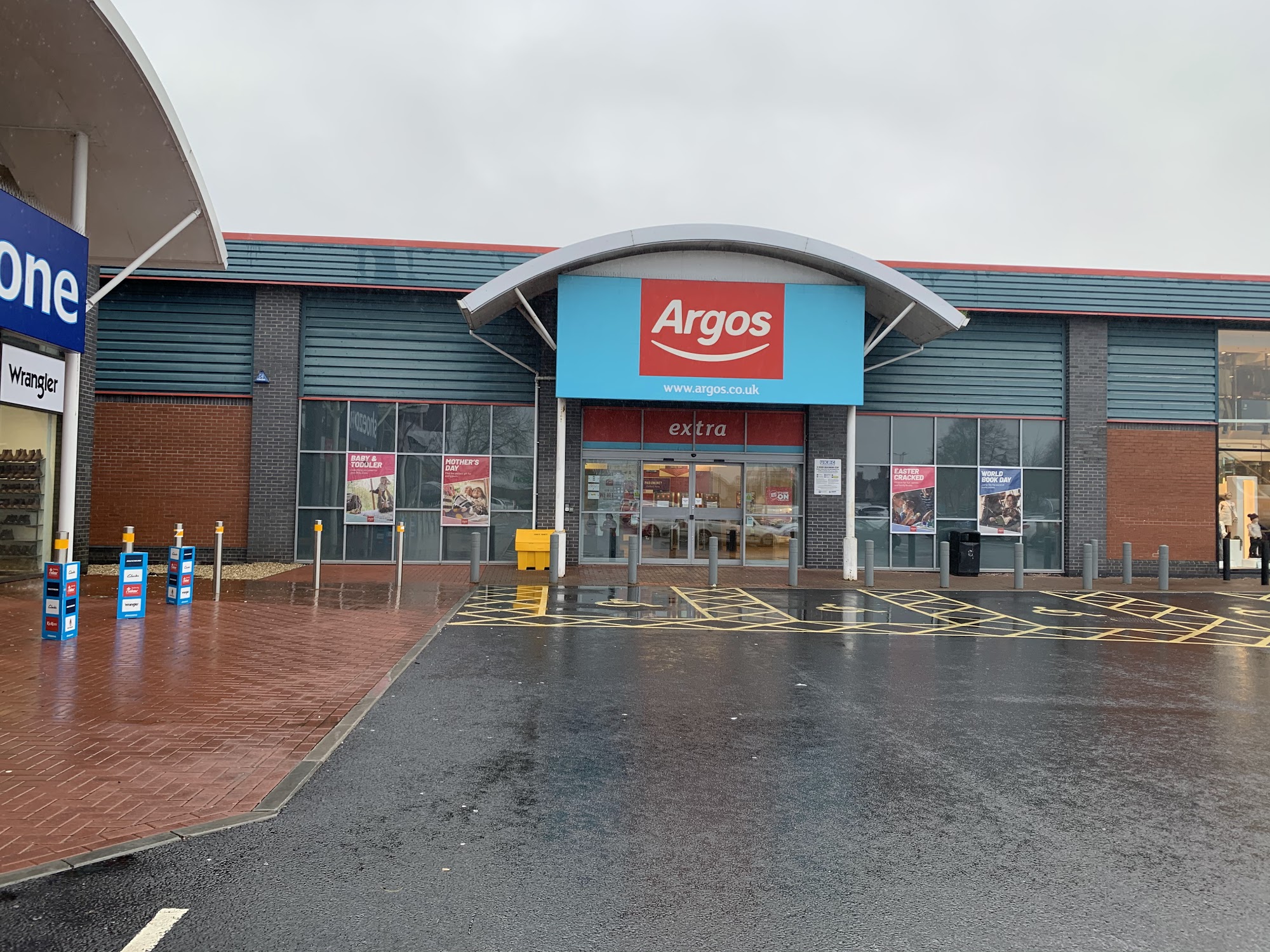 Argos Bridgwater Retail Park