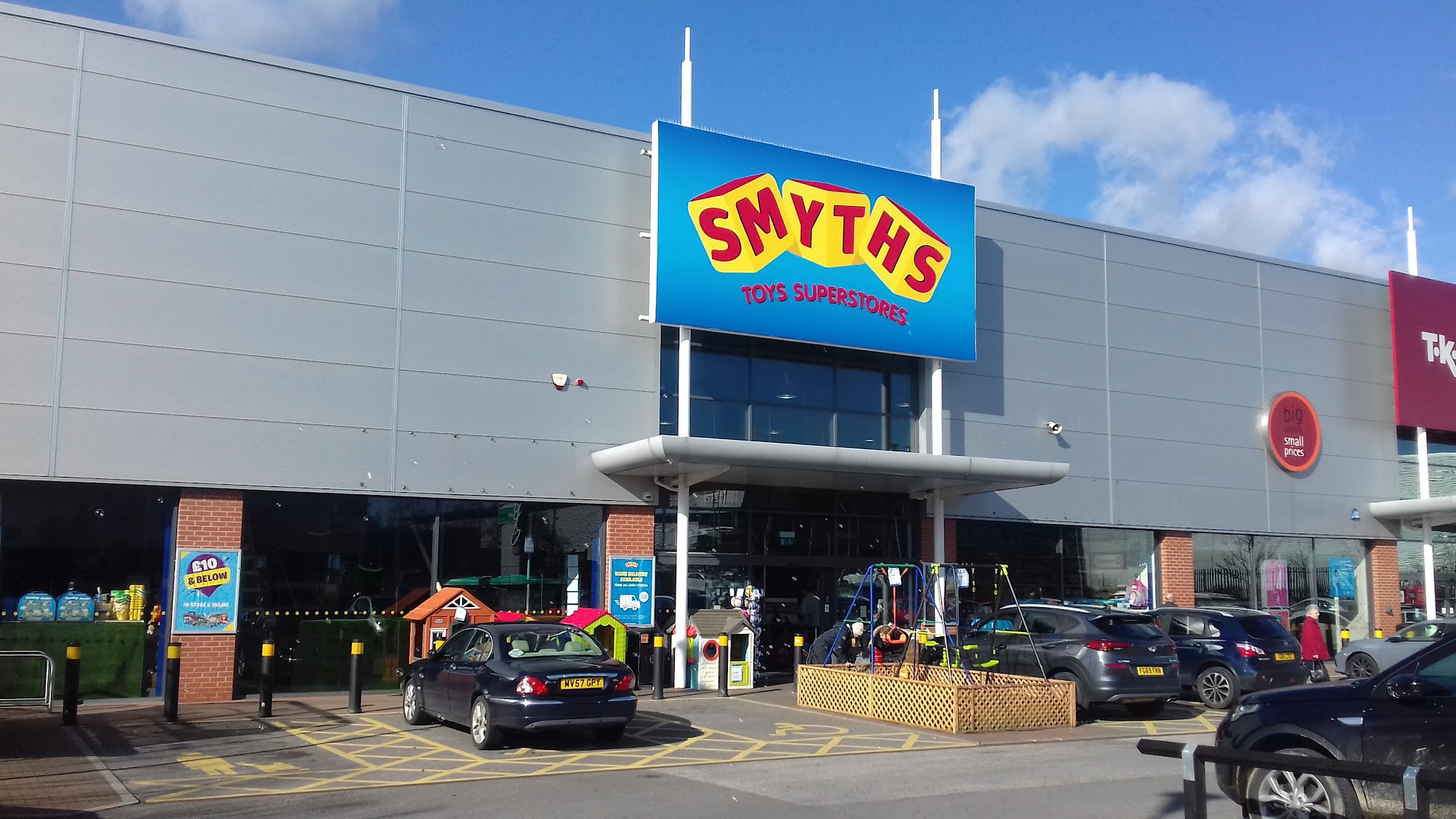 Smyths Toys Superstores