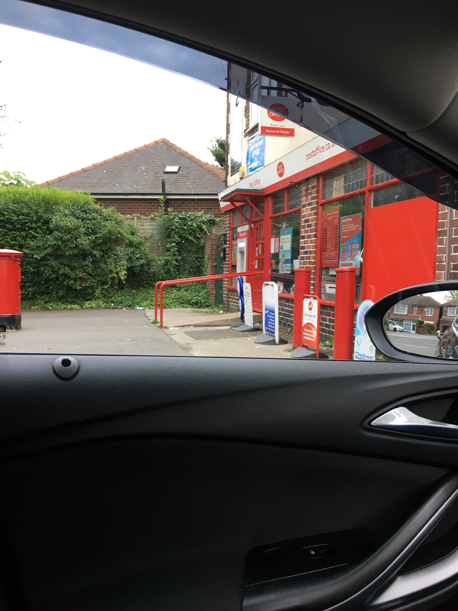 Broom Lane Post Office