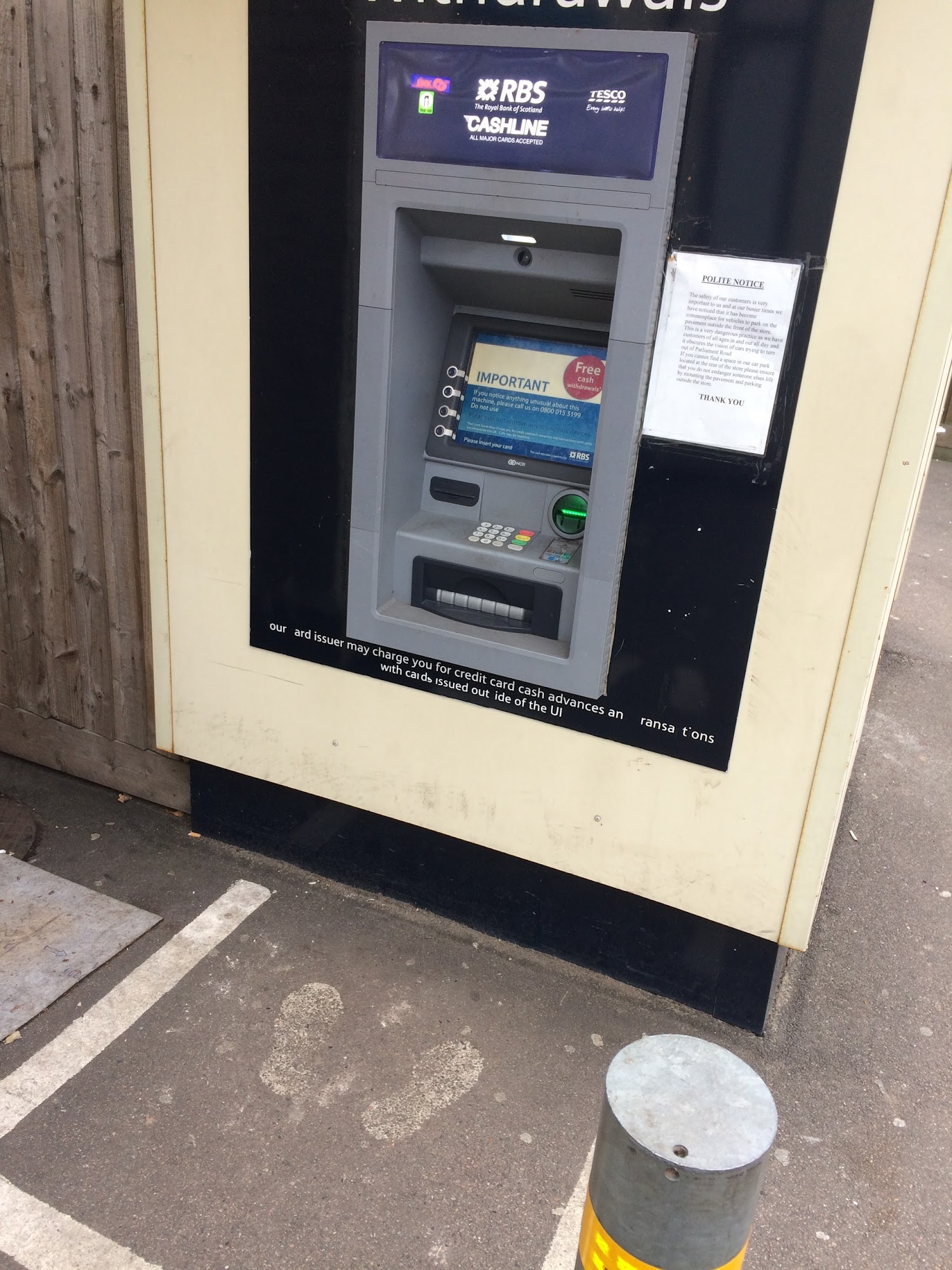 Tesco Cash Point