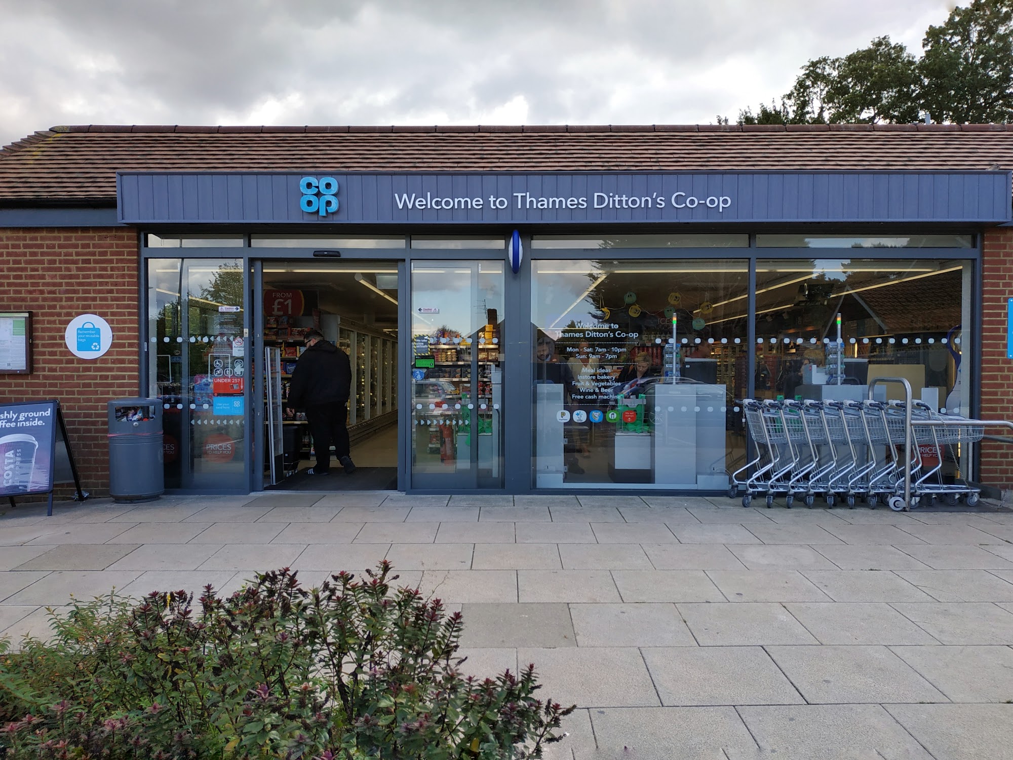 Co-op Food - Thames Ditton - The Broadway