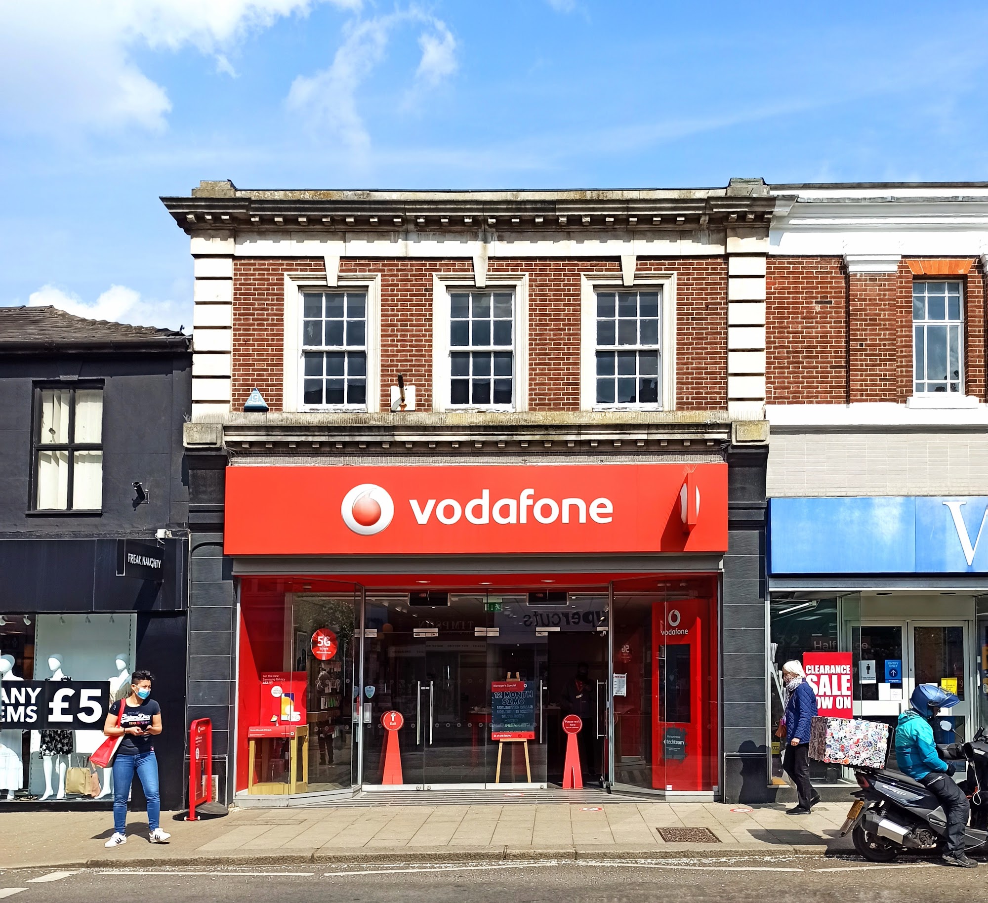 Vodafone 11 High St, Walton-on-Thames