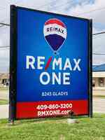 Christy Meagher - REALTOR RE/MAX ONE