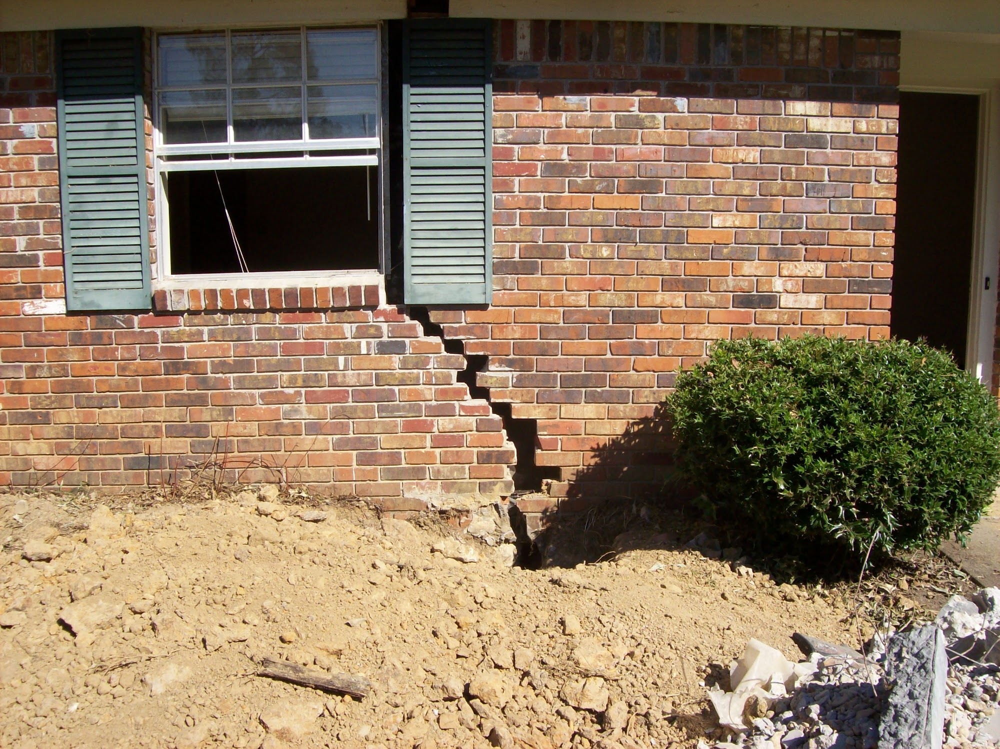Melendez house leveling Foundation repair 25905 Tyler park rd, Bedias Texas 77831