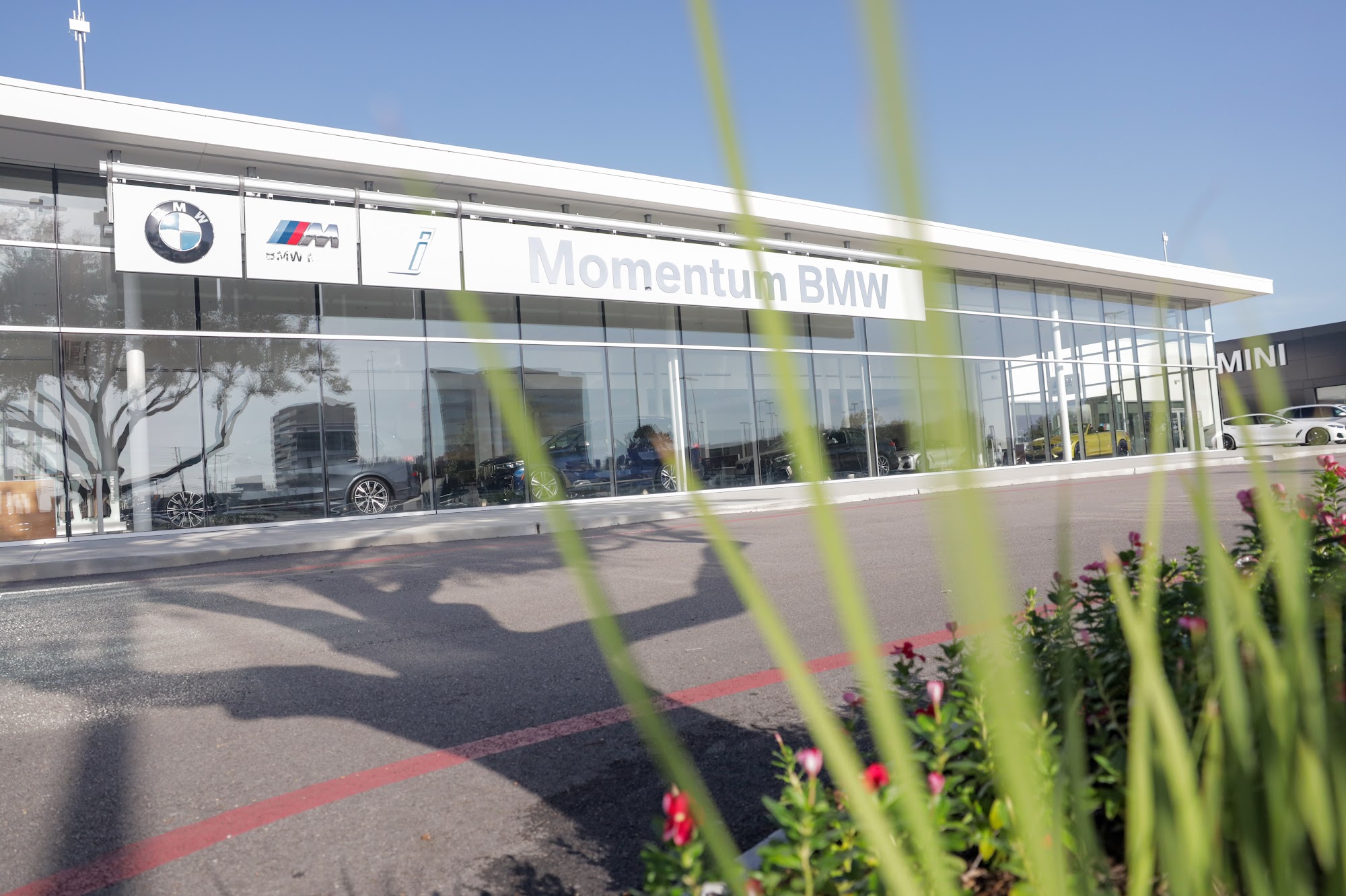 MOMENTUM BMW - Houston TX - Hours, Directions, Reviews - Loc8NearMe