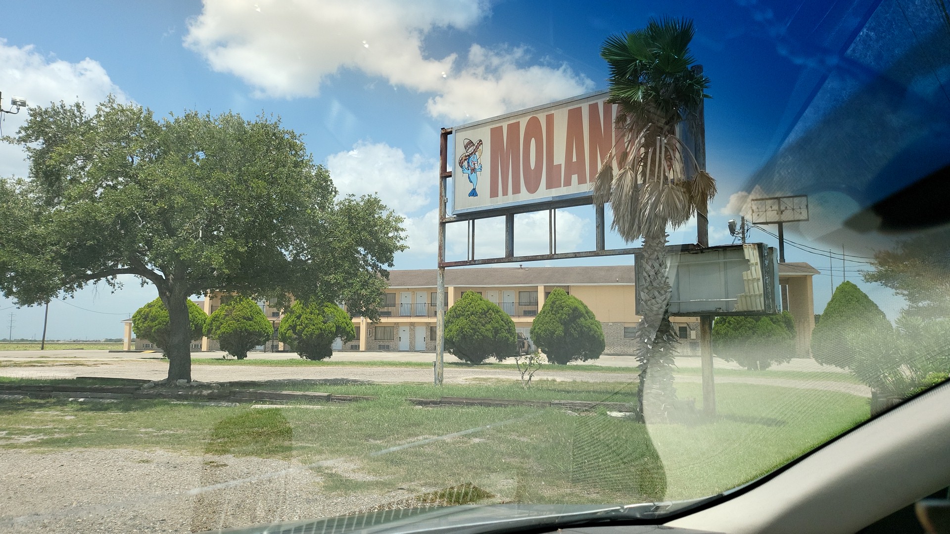 Molano's Family Restaurant