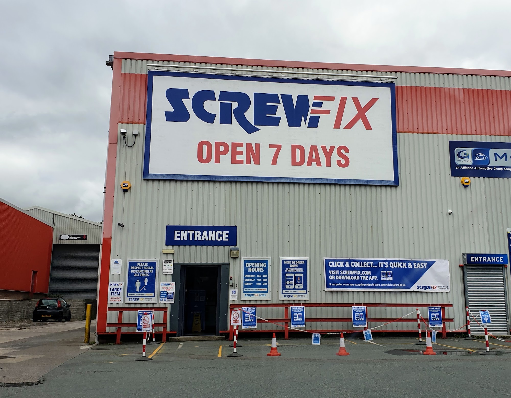 Screwfix Merthyr Tydfil