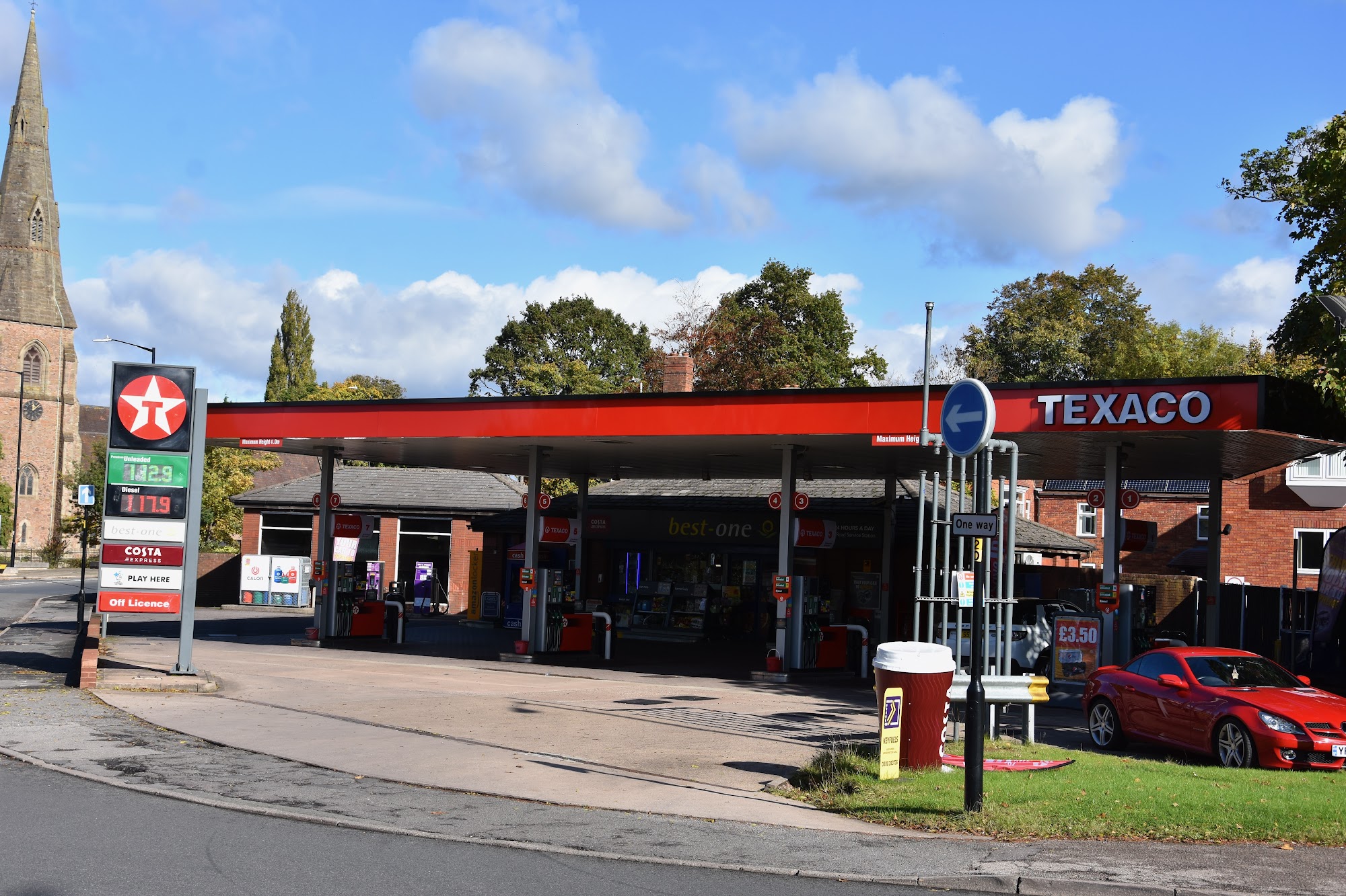 Texaco Petrol Station