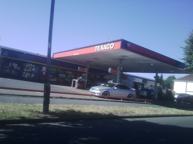 Texaco Petrol Station/ Nisa Shop