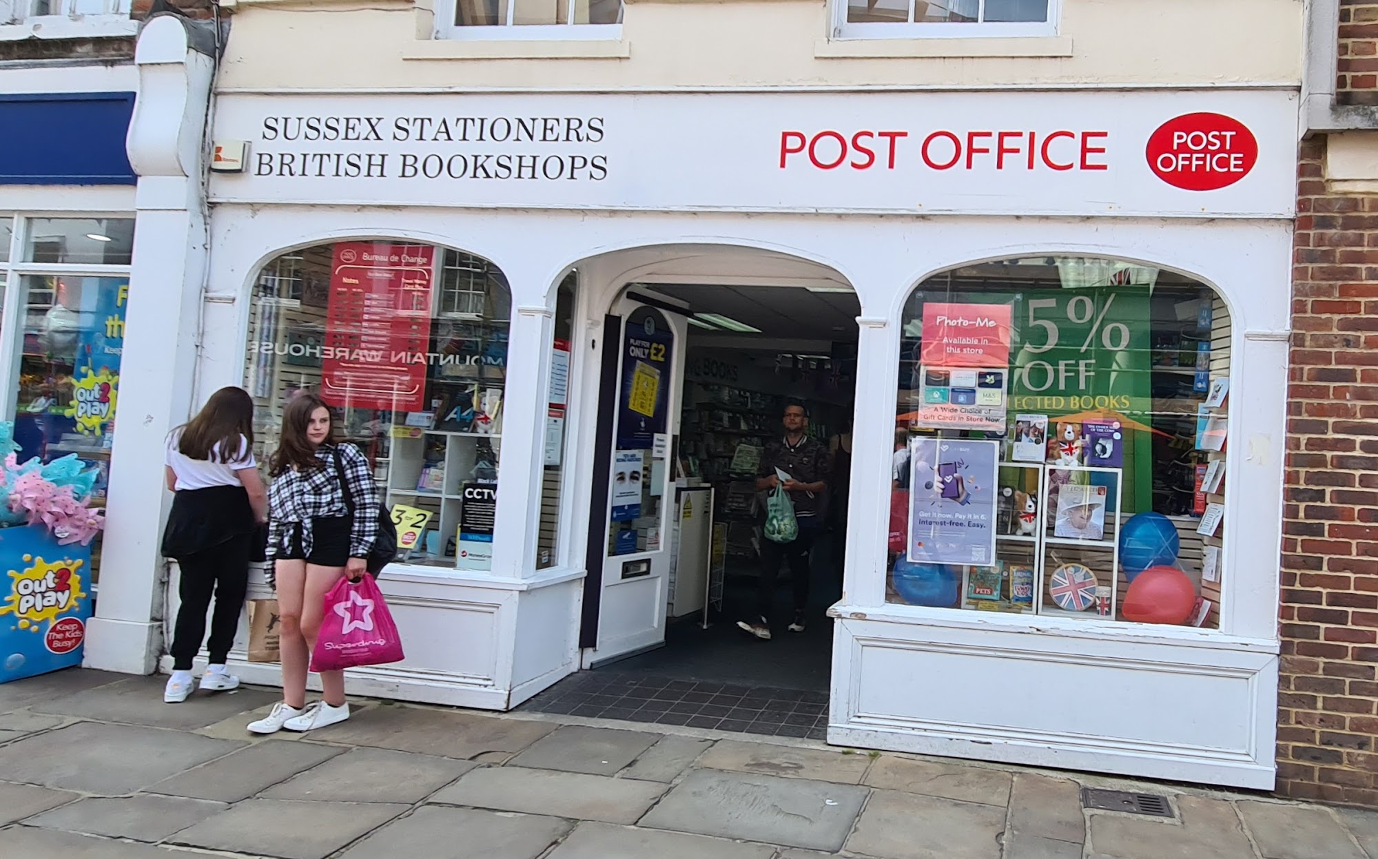 Chichester Post Office