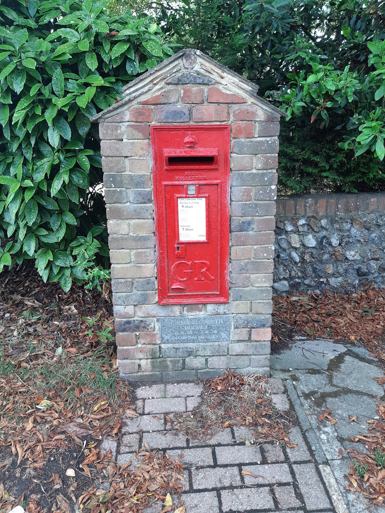 Rustington Post Office