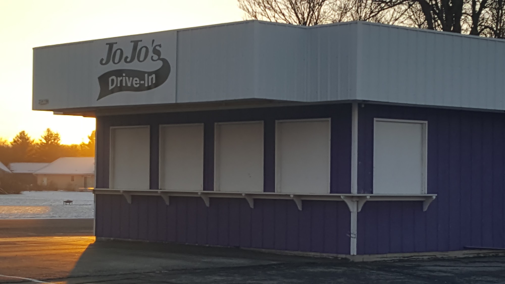 Jo Jo's Drive-In