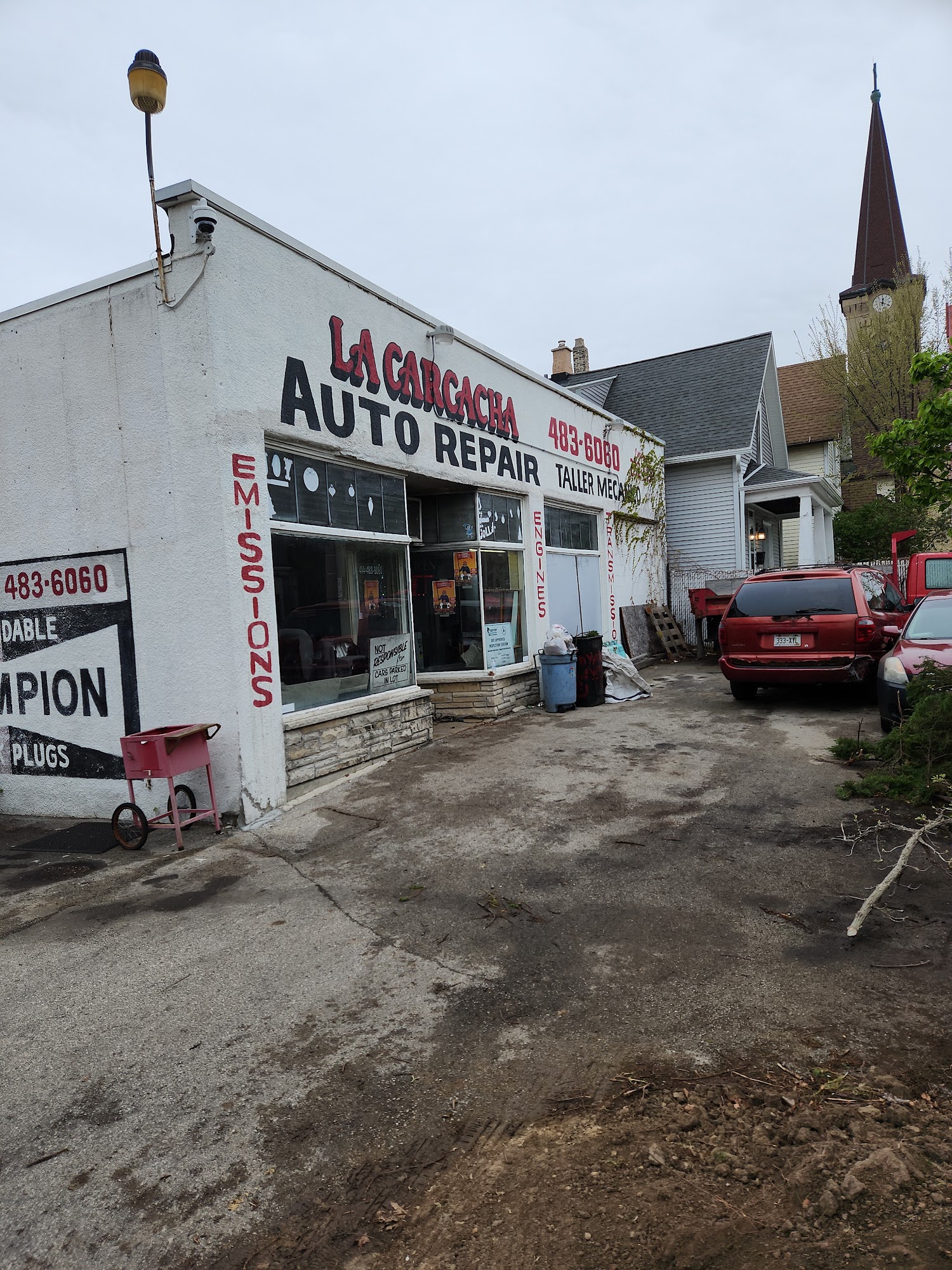 LA CARCACHA AUTO REPAIR Milwaukee WI Hours, Directions, Reviews