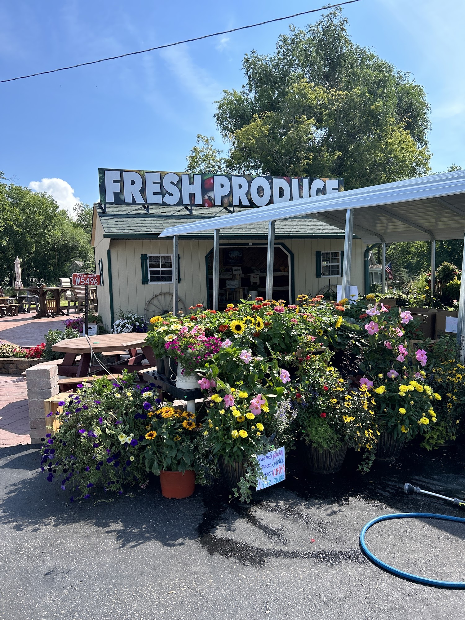 SPRING LAKE COUNTRY STORE Neshkoro WI Hours, Directions, Reviews Loc8NearMe