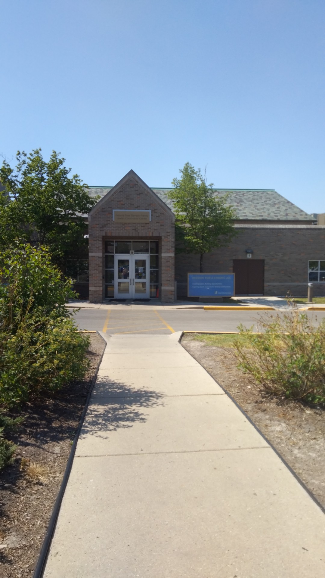 Froedtert & the Medical College of Wisconsin Rehabilitation Clinic, located within the JCC 6255 N Santa Monica Blvd, Whitefish Bay Wisconsin 53217