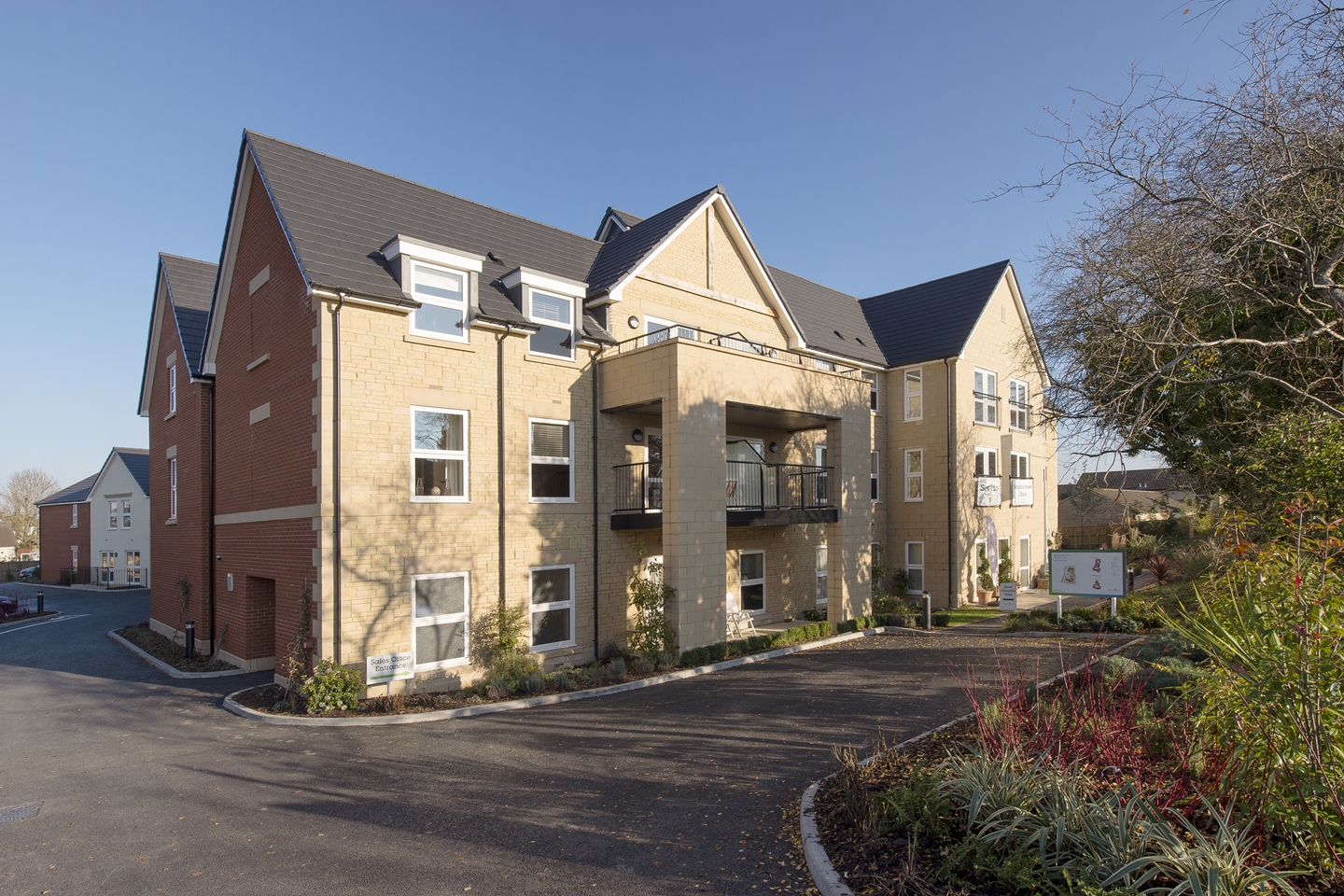 Meadowsweet Place - Retirement Living - McCarthy Stone